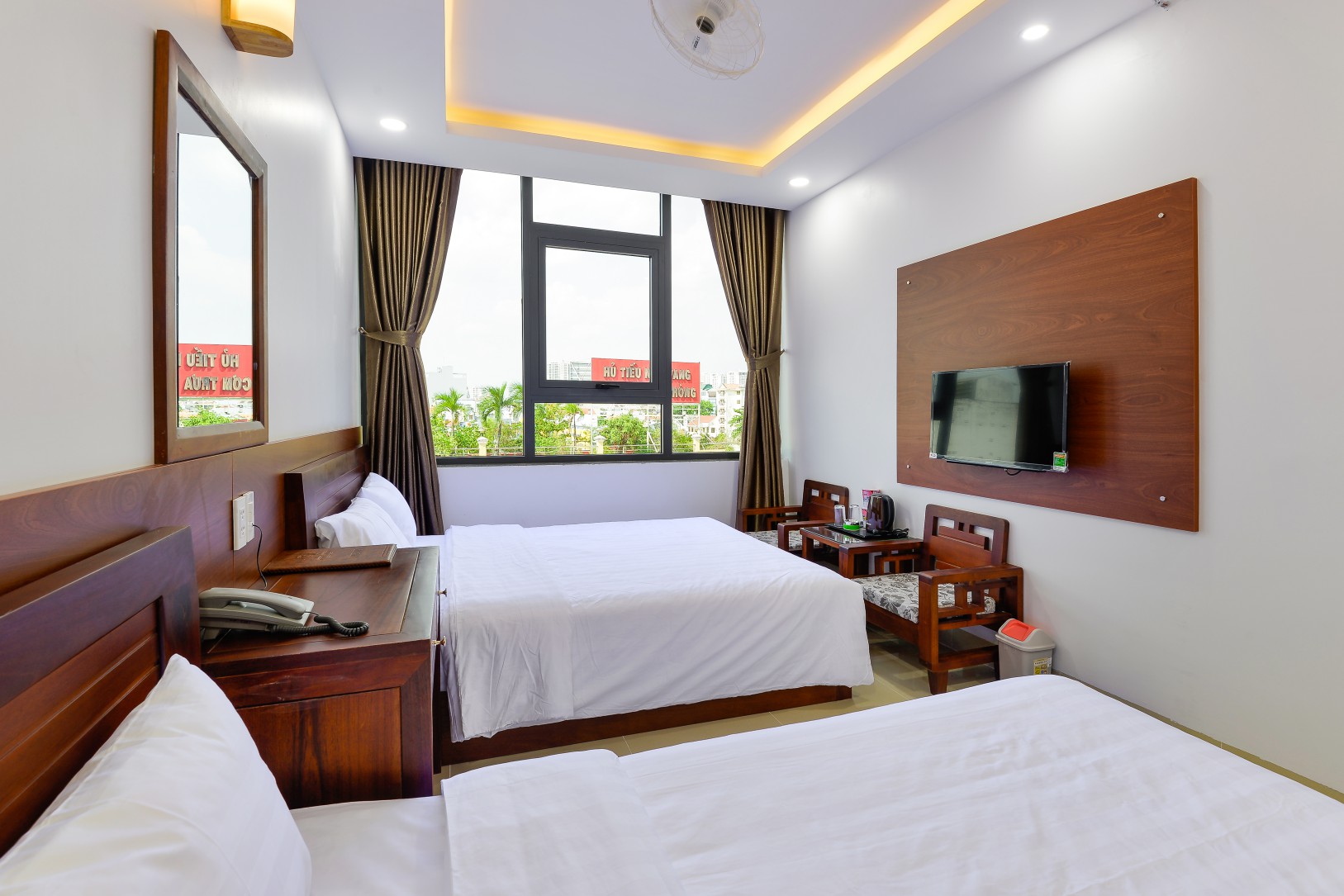 Triple Room